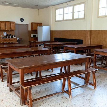 Auberge De Jeunesse Hi Αρλ Εξωτερικό φωτογραφία