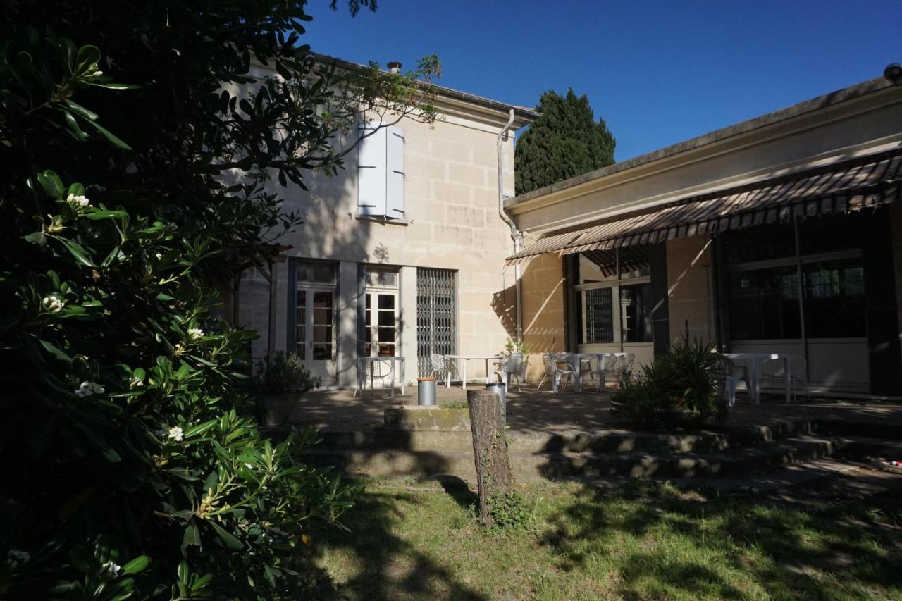 Auberge De Jeunesse Hi Αρλ Εξωτερικό φωτογραφία