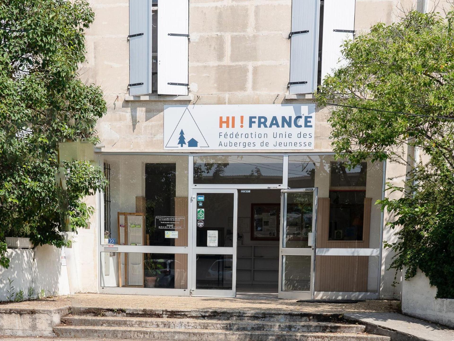 Auberge De Jeunesse Hi Αρλ Εξωτερικό φωτογραφία